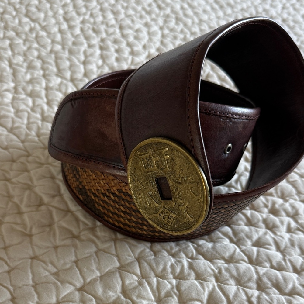 Vintage Indonesian Leather Belt - size Medium